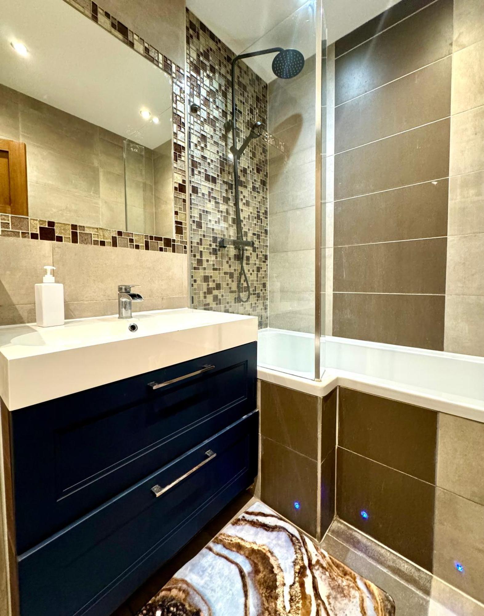Apartament The Kings Palace Central By Wild Londra