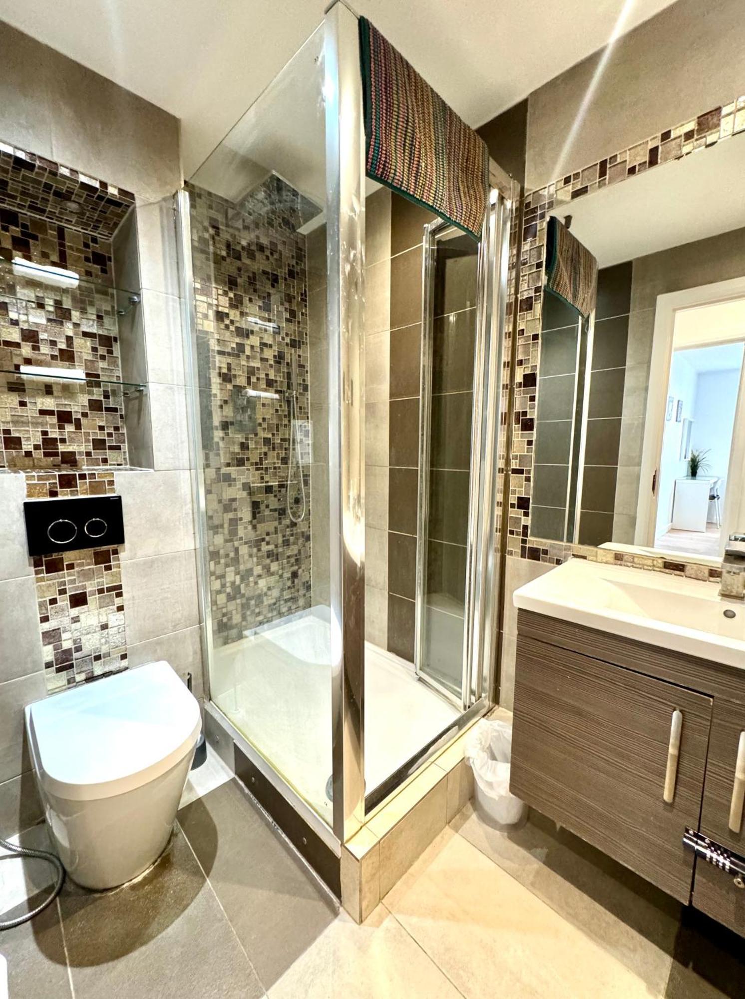 Apartament The Kings Palace Central By Wild Londra